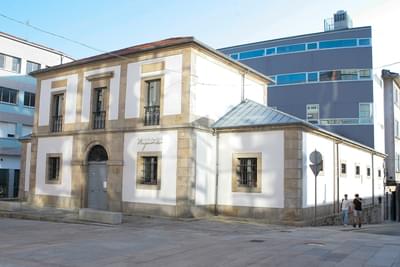 Carballo - Rehabilitación Biblioteca e Museo Bergantiños 