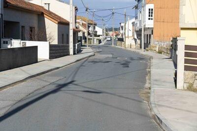 Ribeira - Pavimentación y renovación de las redes de agua potable y pluviales de la Calle Luis Pimentel 